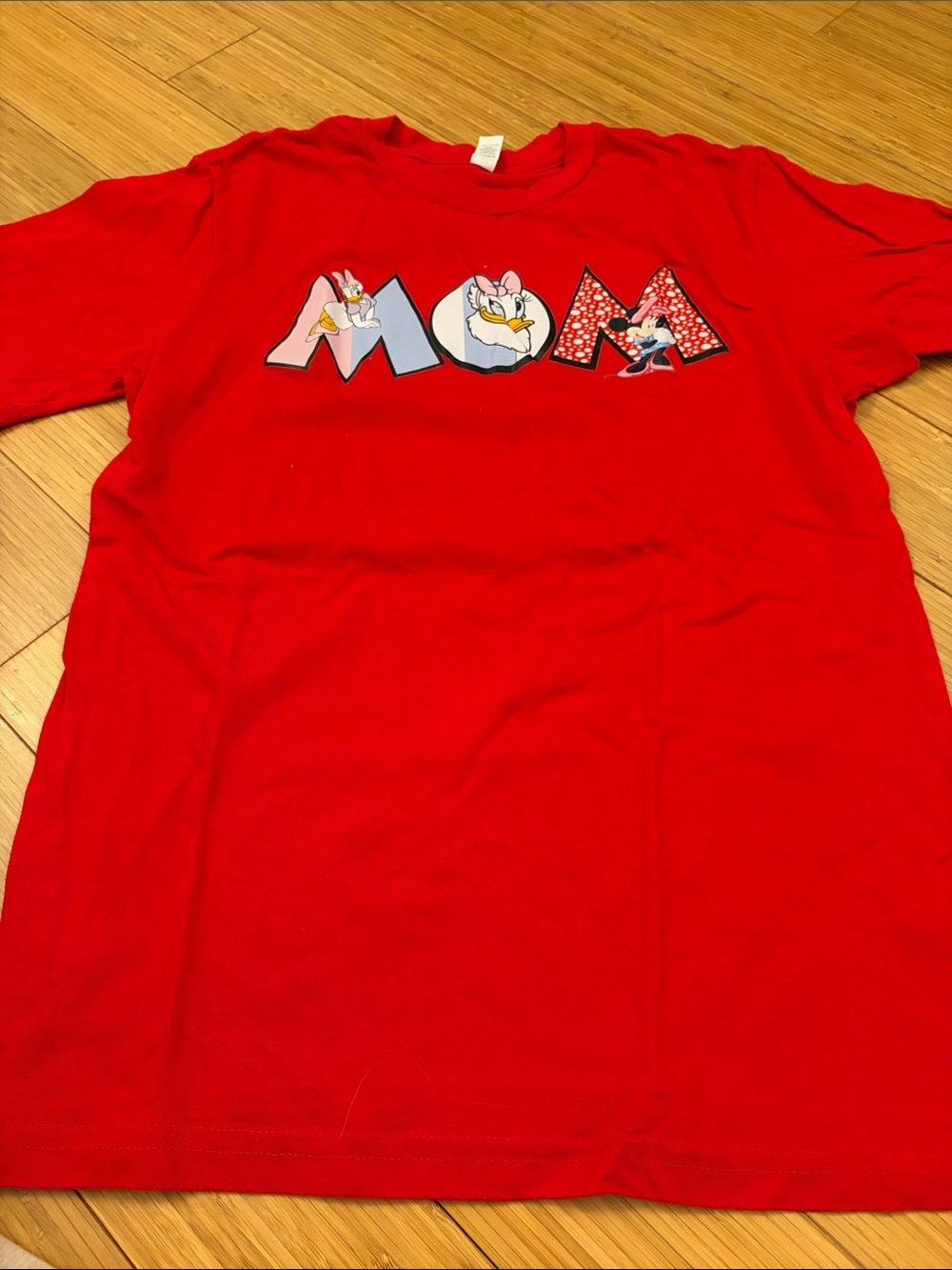Red Kids "MOM" Graphic Tee - Comfortable Everyday Shirt